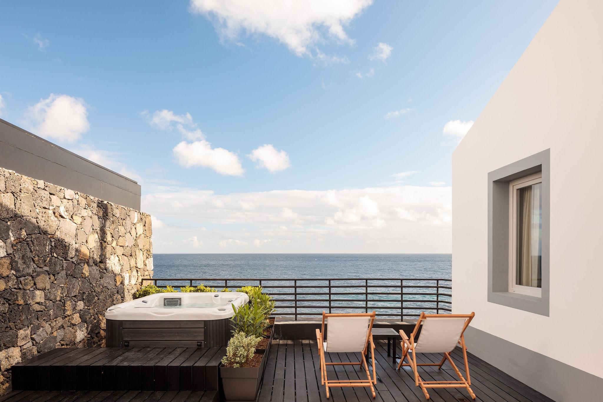 White Exclusive Suites & Villas Лагоа Экстерьер фото