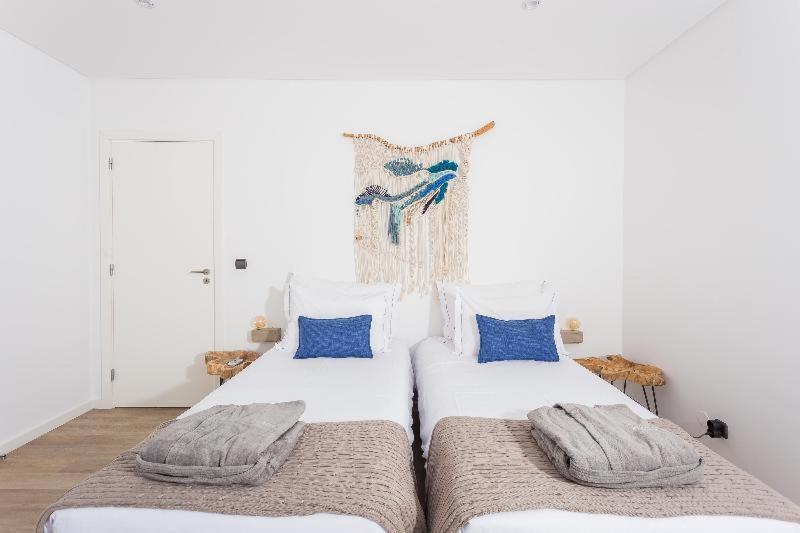 White Exclusive Suites & Villas Лагоа Номер фото